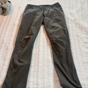 Kuhl Men's Dark Gray Chinos